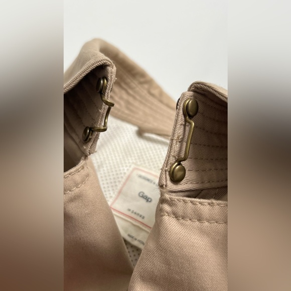 Gap Trench Coat, Size CS Petite - Picture 6 of 7